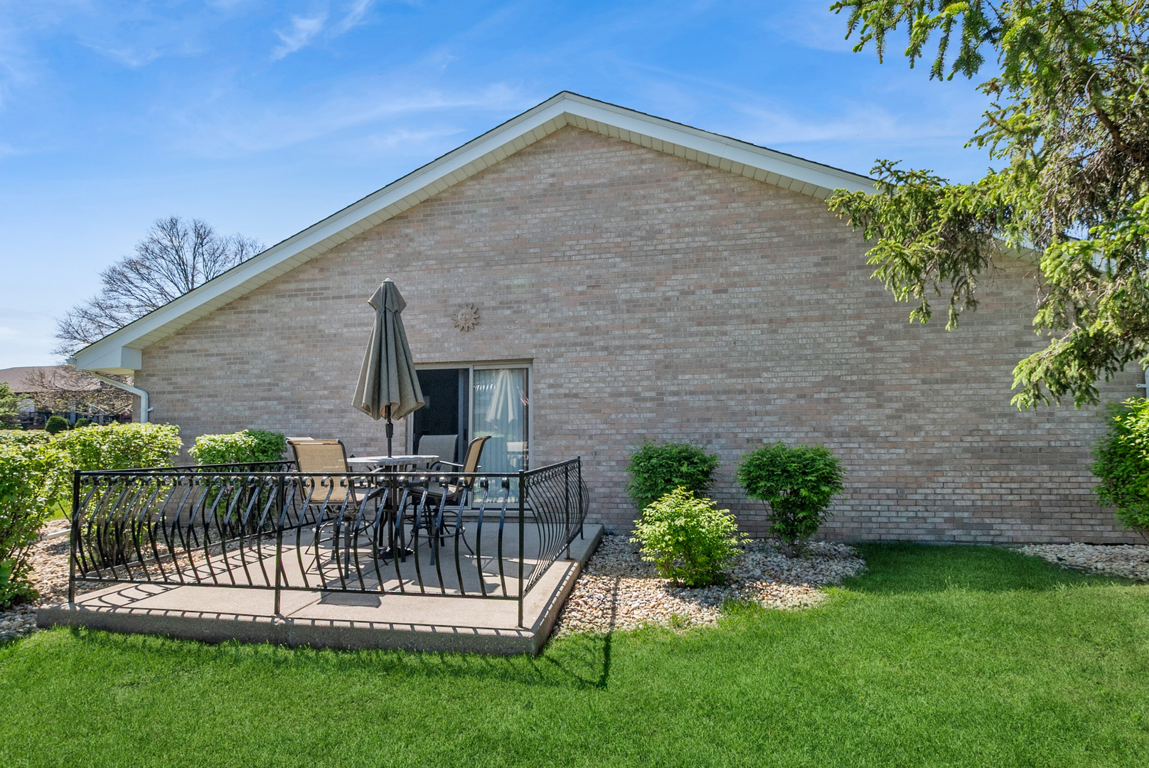 17906 California Court #130, Orland Park, IL 60467