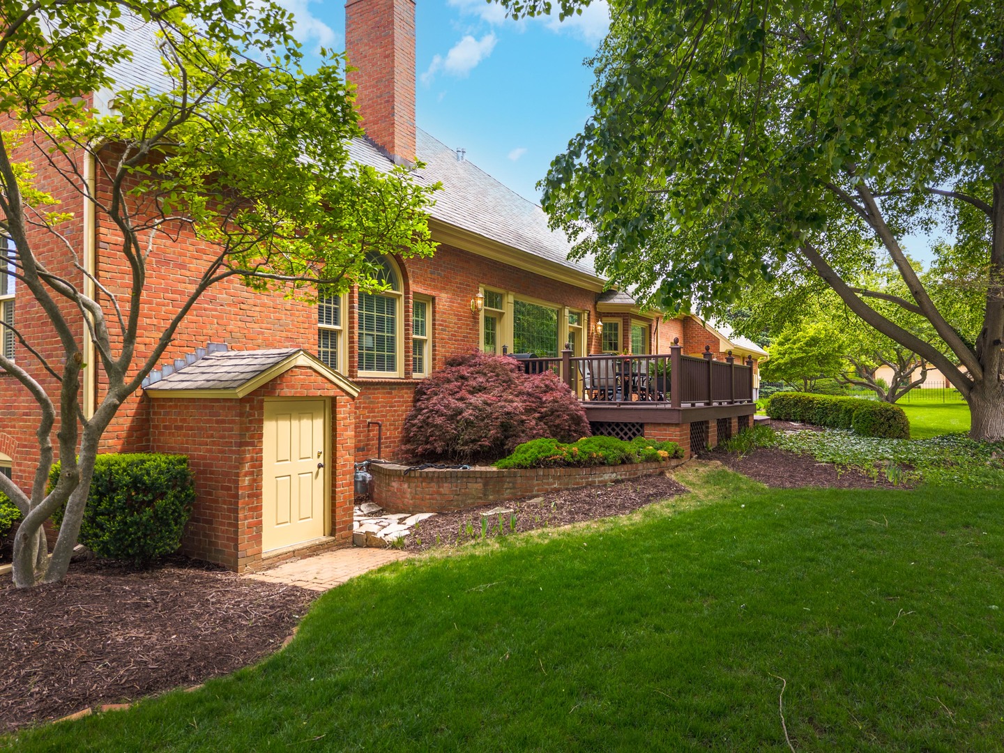 3301 Wisteria Lane, Bloomington, IL 61704