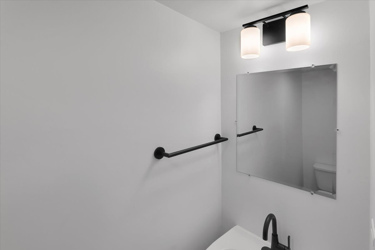 984 Four Seasons Boulevard, Aurora, IL 60504