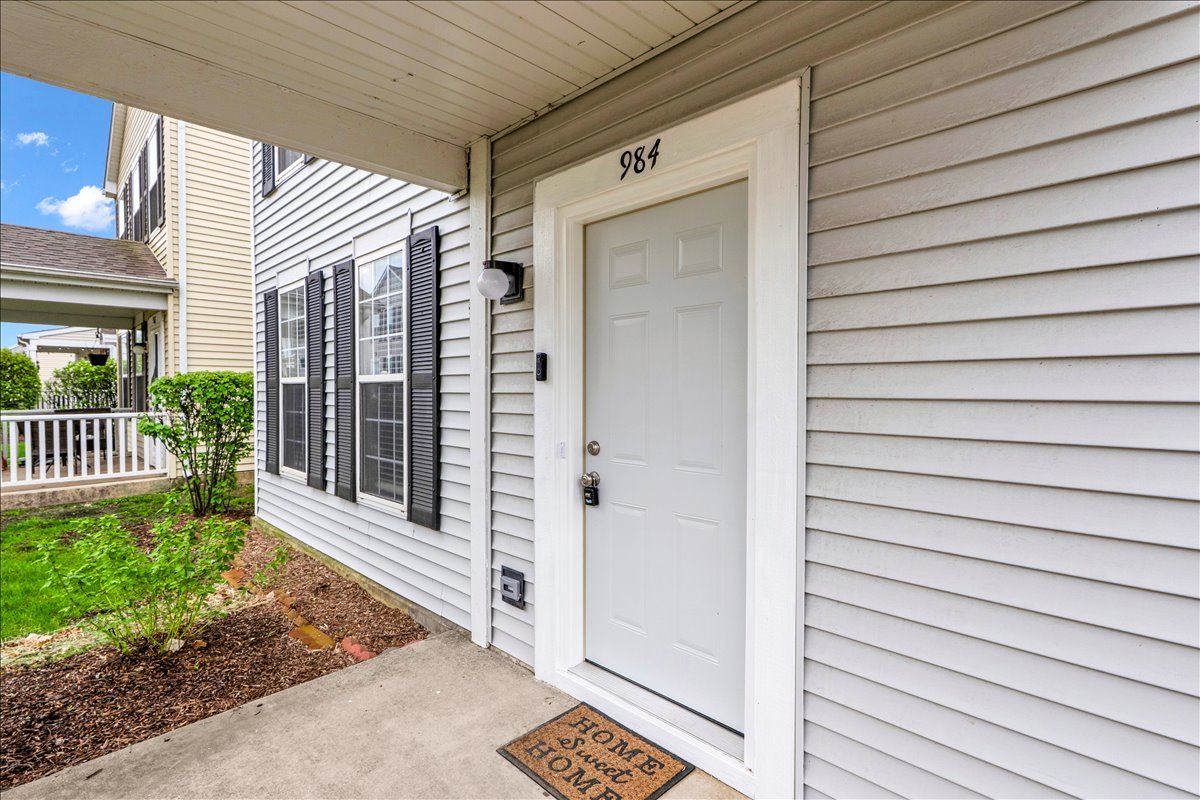 984 Four Seasons Boulevard, Aurora, IL 60504