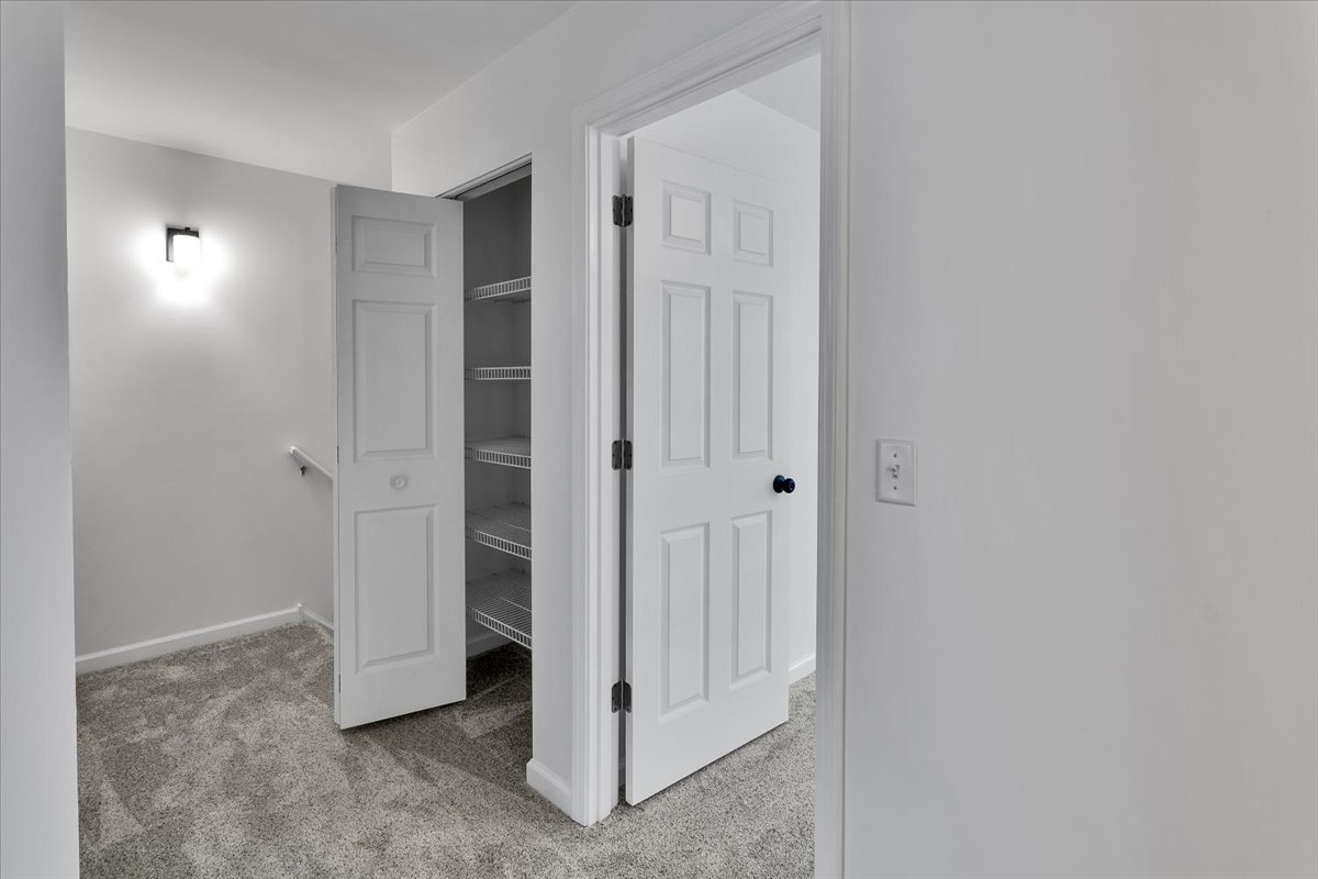 984 Four Seasons Boulevard, Aurora, IL 60504