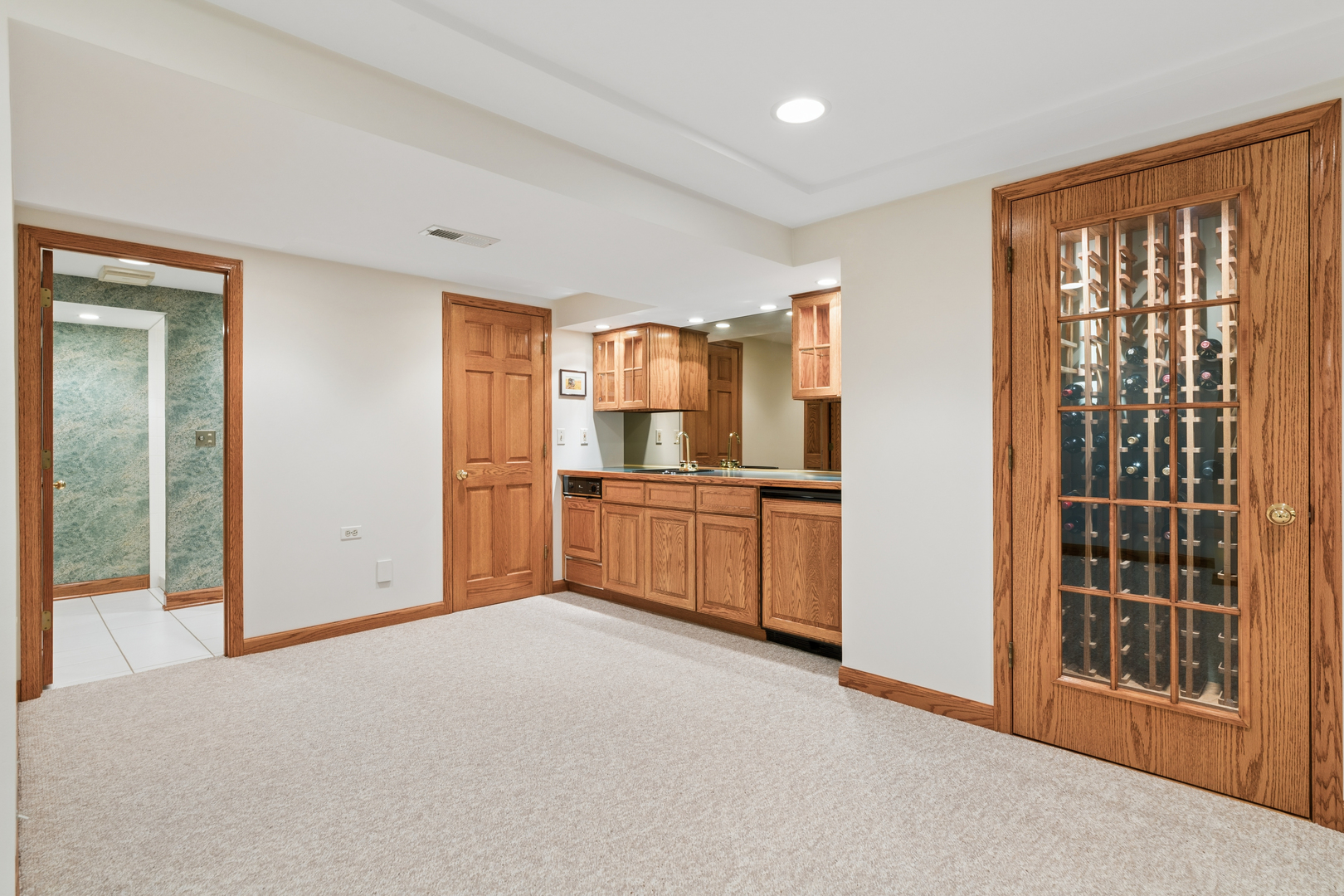 2208 Milton Avenue, Park Ridge, IL 60068