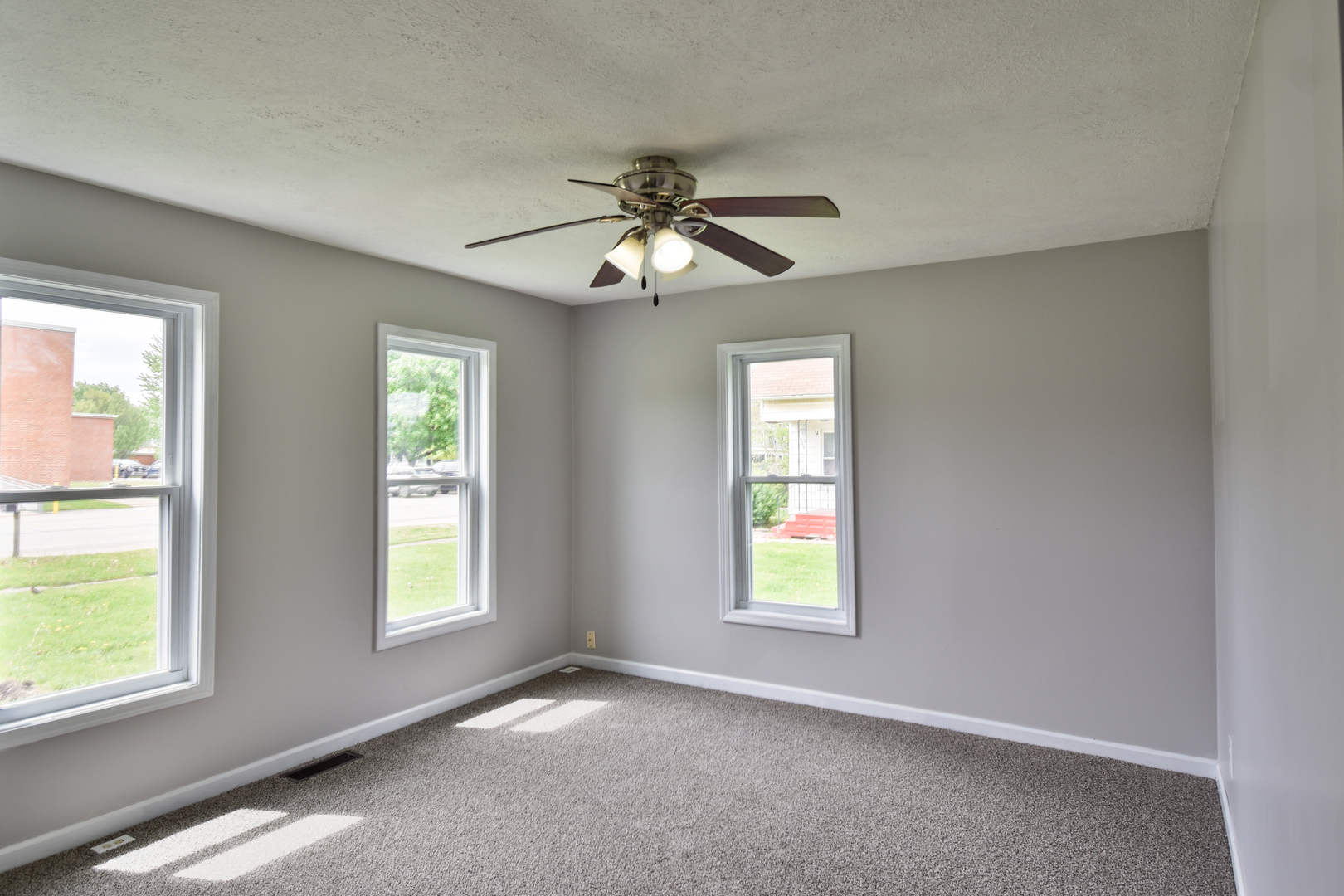 307 E Scott Street, Odell, IL 60460