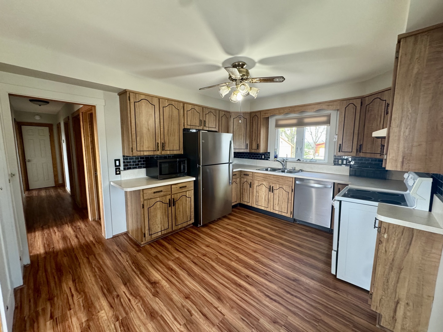 6809A State Route 71 Highway, Yorkville, IL 60560