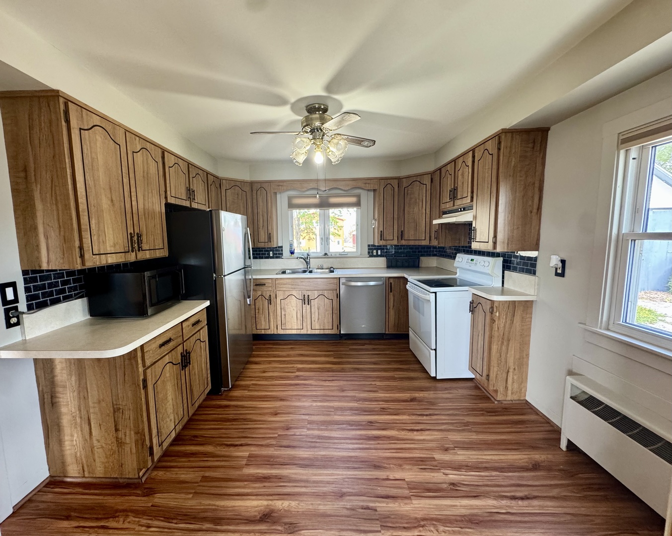 6809A State Route 71 Highway, Yorkville, IL 60560