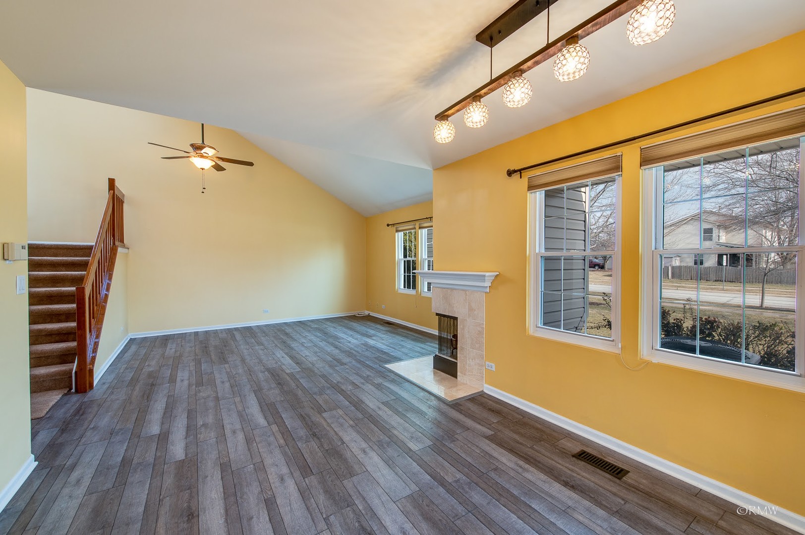 344 Kildare Court, Carol Stream, IL 60188