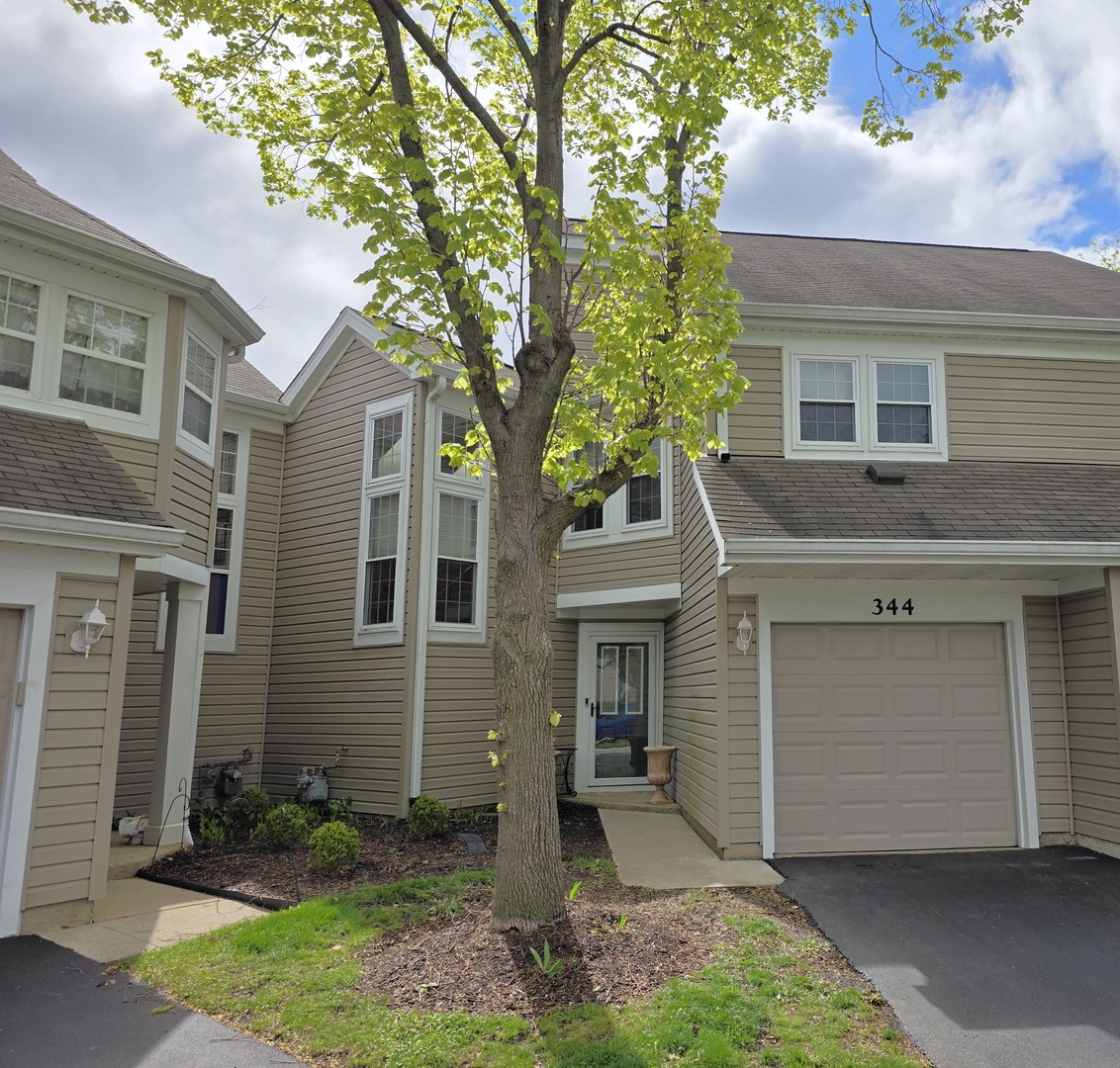 344 Kildare Court, Carol Stream, IL 60188