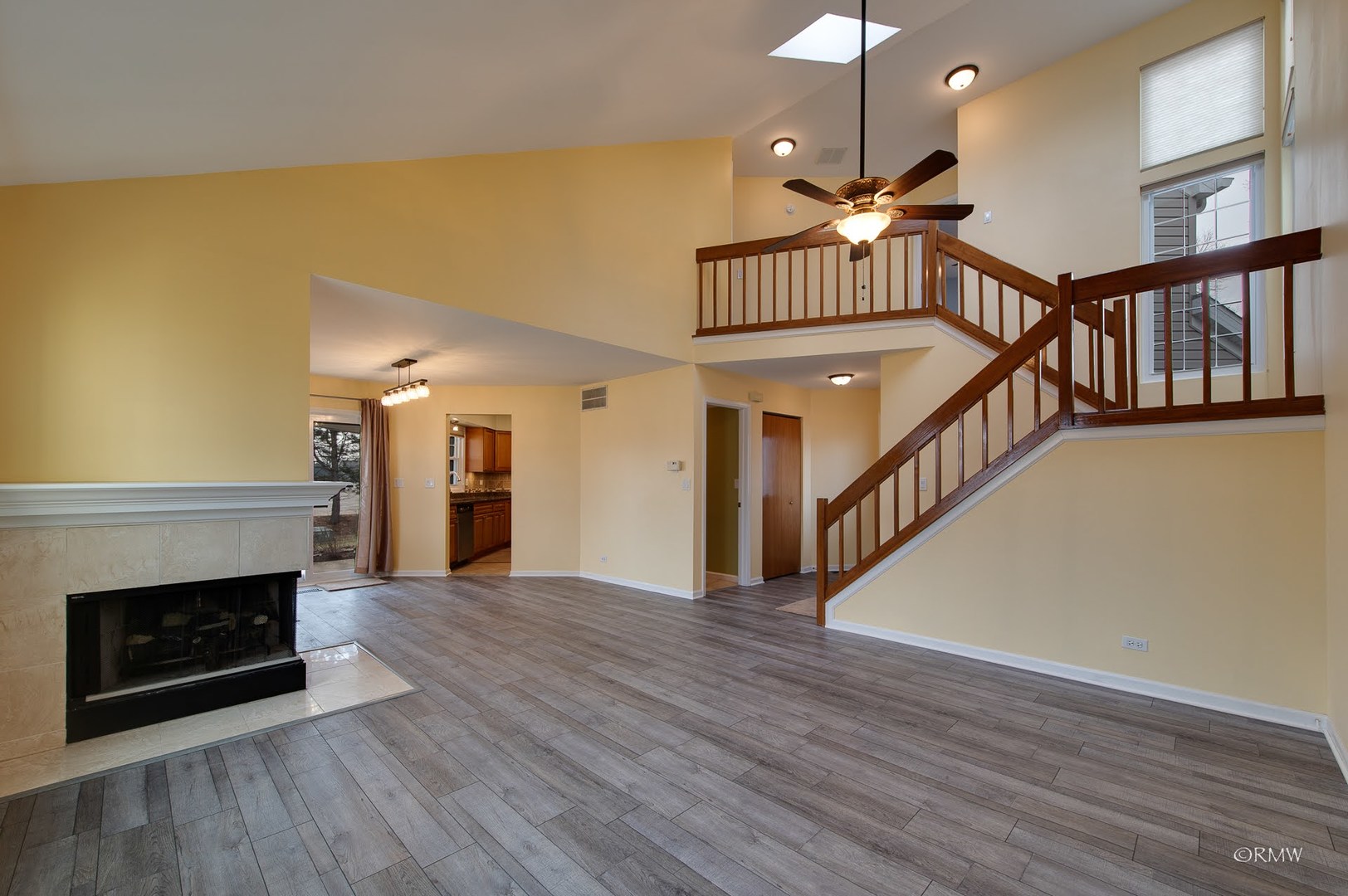 344 Kildare Court, Carol Stream, IL 60188