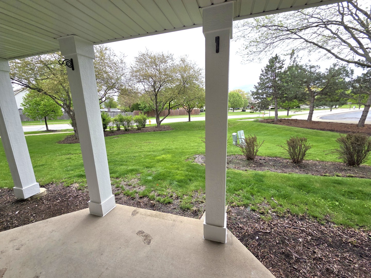 344 Kildare Court, Carol Stream, IL 60188