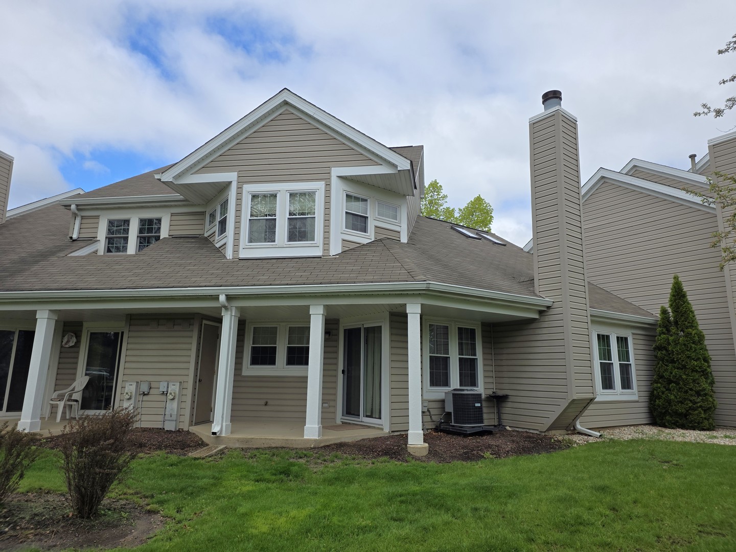 344 Kildare Court, Carol Stream, IL 60188