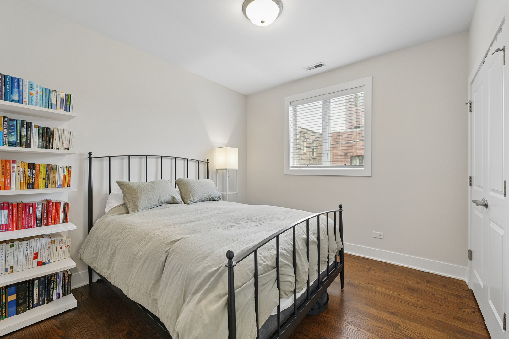 3614 N Damen Avenue #2, Chicago, IL 60618