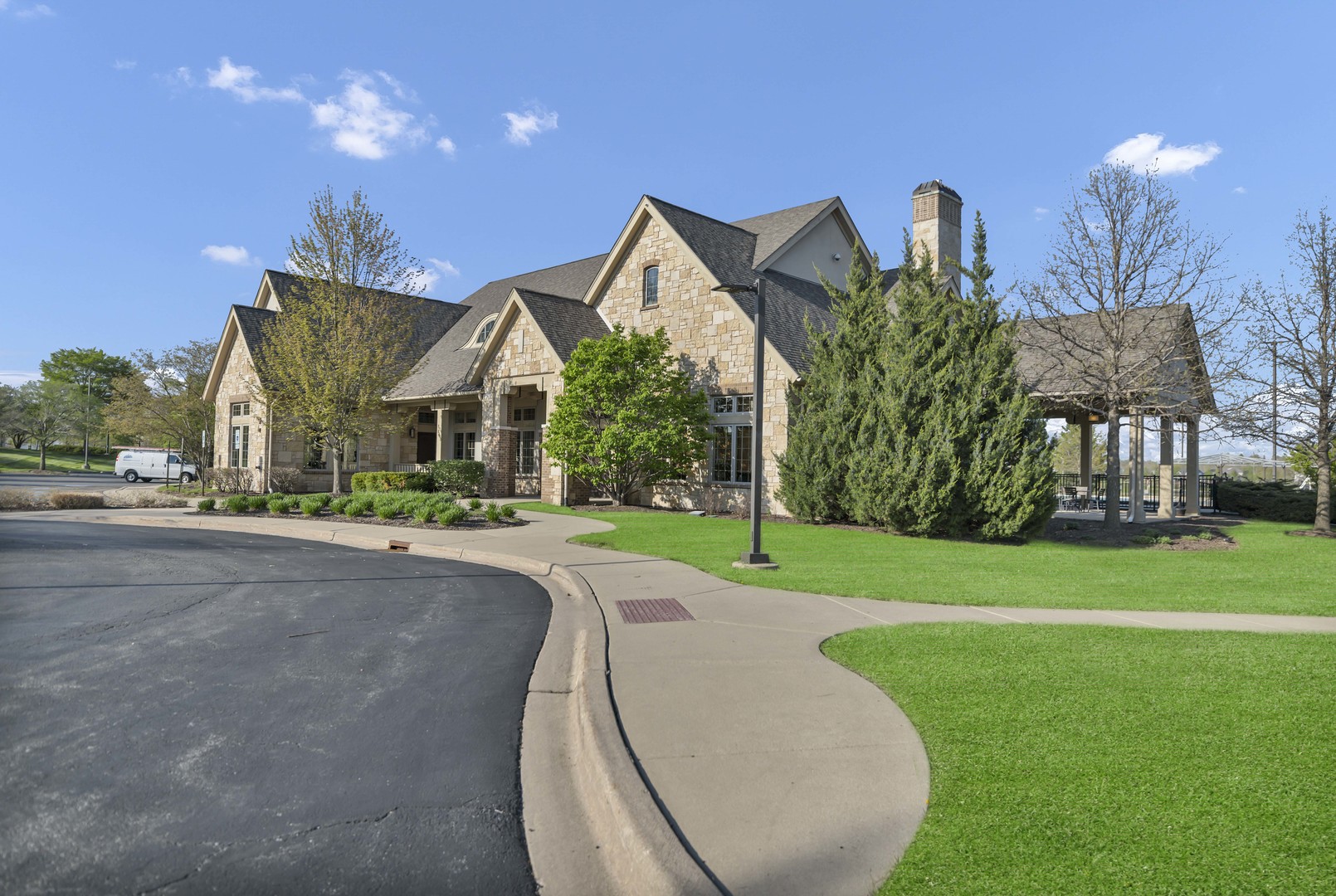 3679 Broadleaf Avenue, Elgin, IL 60124