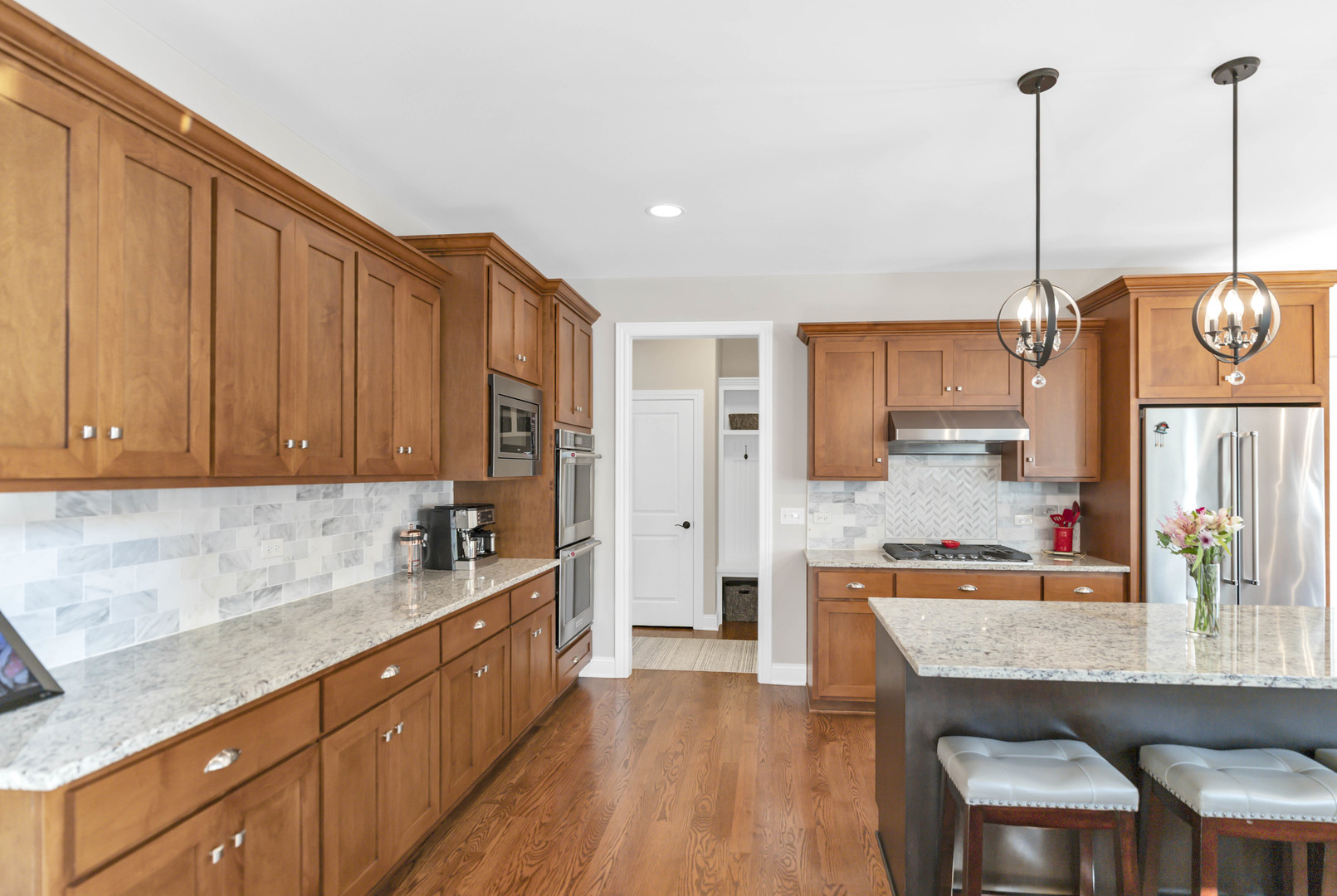 3679 Broadleaf Avenue, Elgin, IL 60124