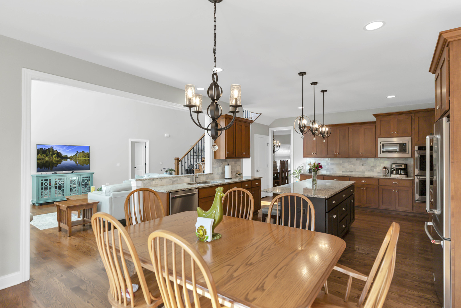 3679 Broadleaf Avenue, Elgin, IL 60124