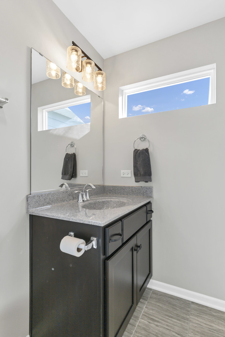 3679 Broadleaf Avenue, Elgin, IL 60124