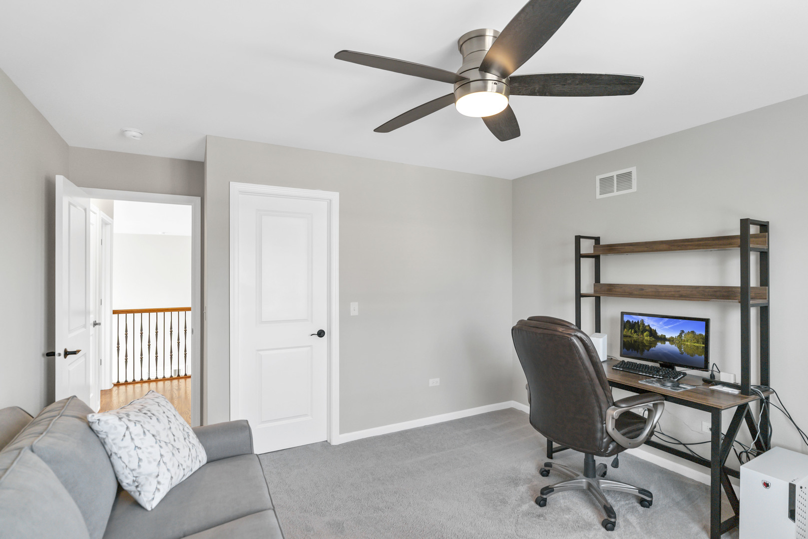 3679 Broadleaf Avenue, Elgin, IL 60124