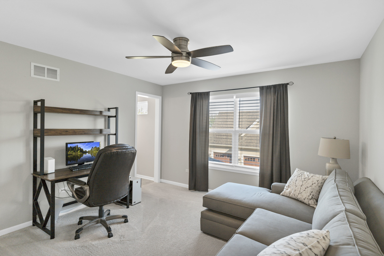 3679 Broadleaf Avenue, Elgin, IL 60124