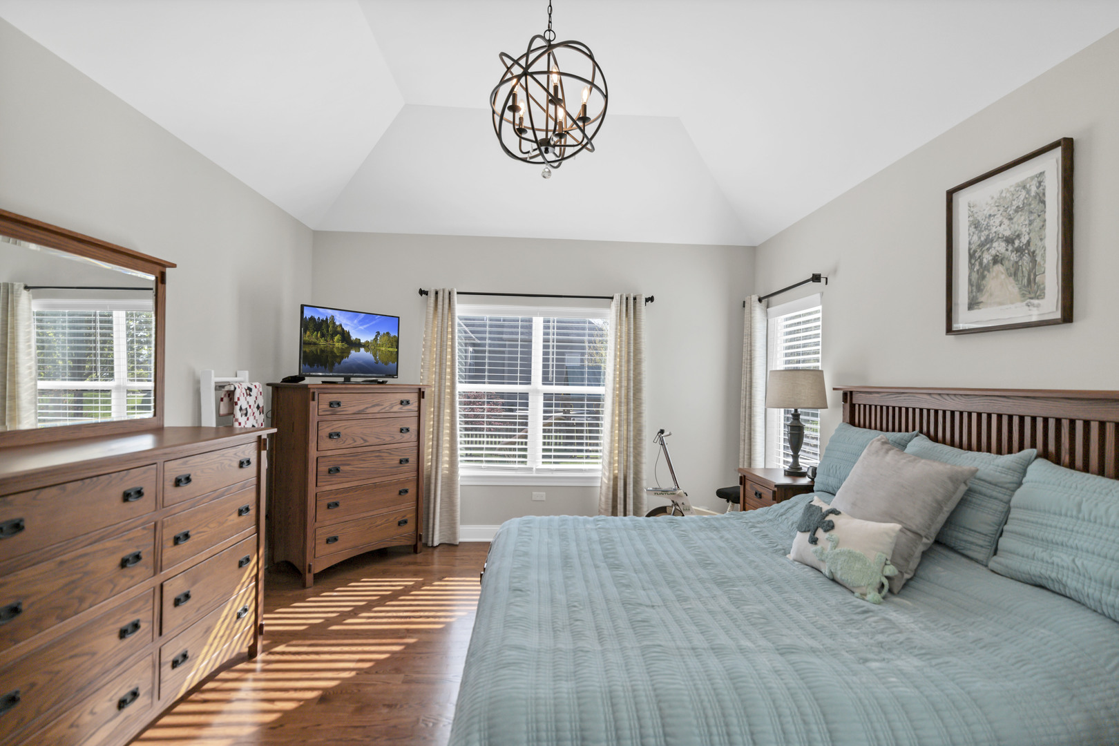 3679 Broadleaf Avenue, Elgin, IL 60124