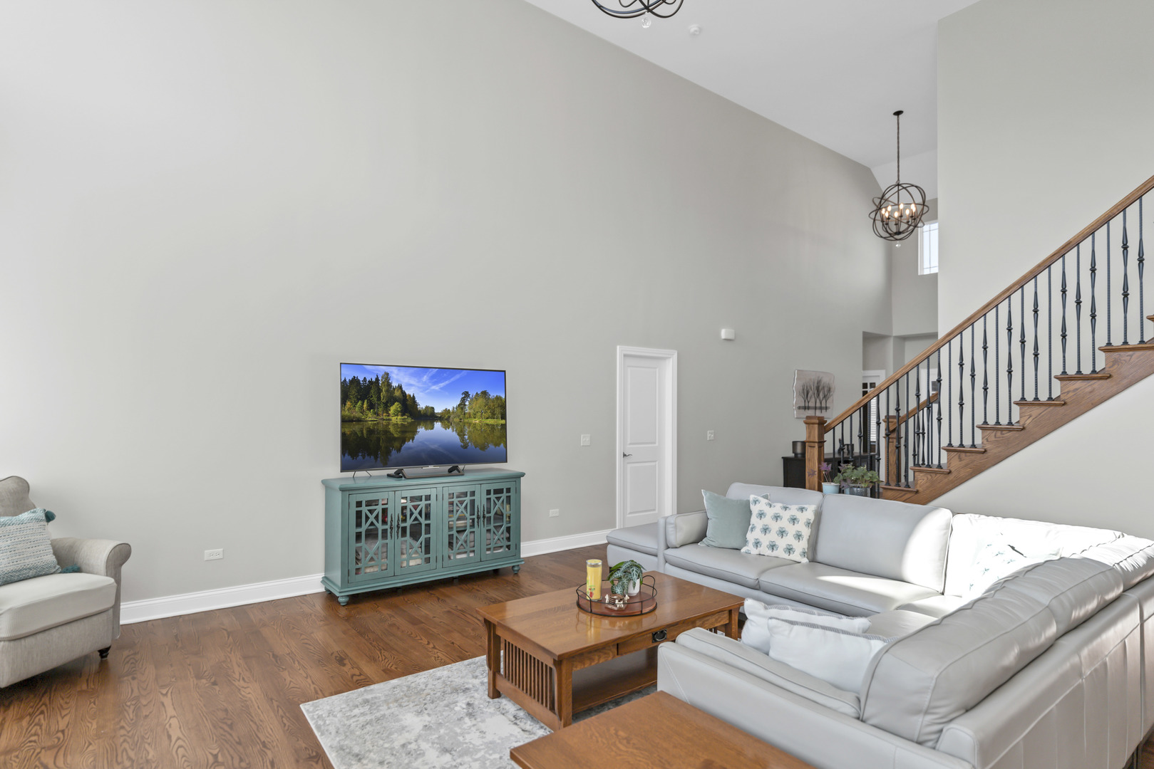 3679 Broadleaf Avenue, Elgin, IL 60124