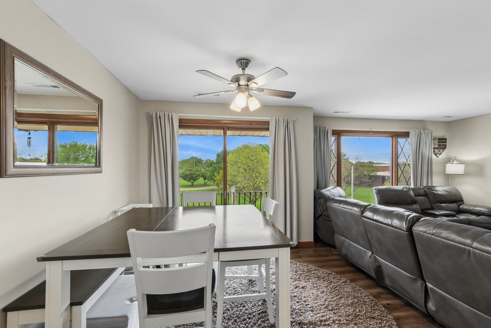 10704 Kilpatrick Avenue #3B, Oak Lawn, IL 60453