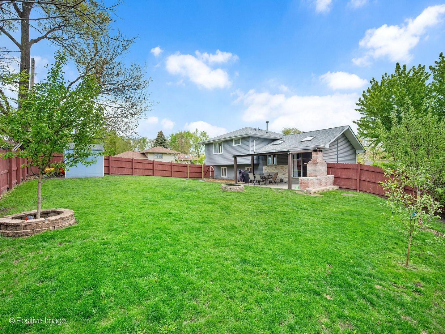 0N170 Sarana Avenue, West Chicago, IL 60185