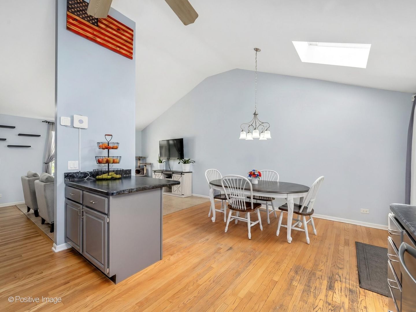 0N170 Sarana Avenue, West Chicago, IL 60185