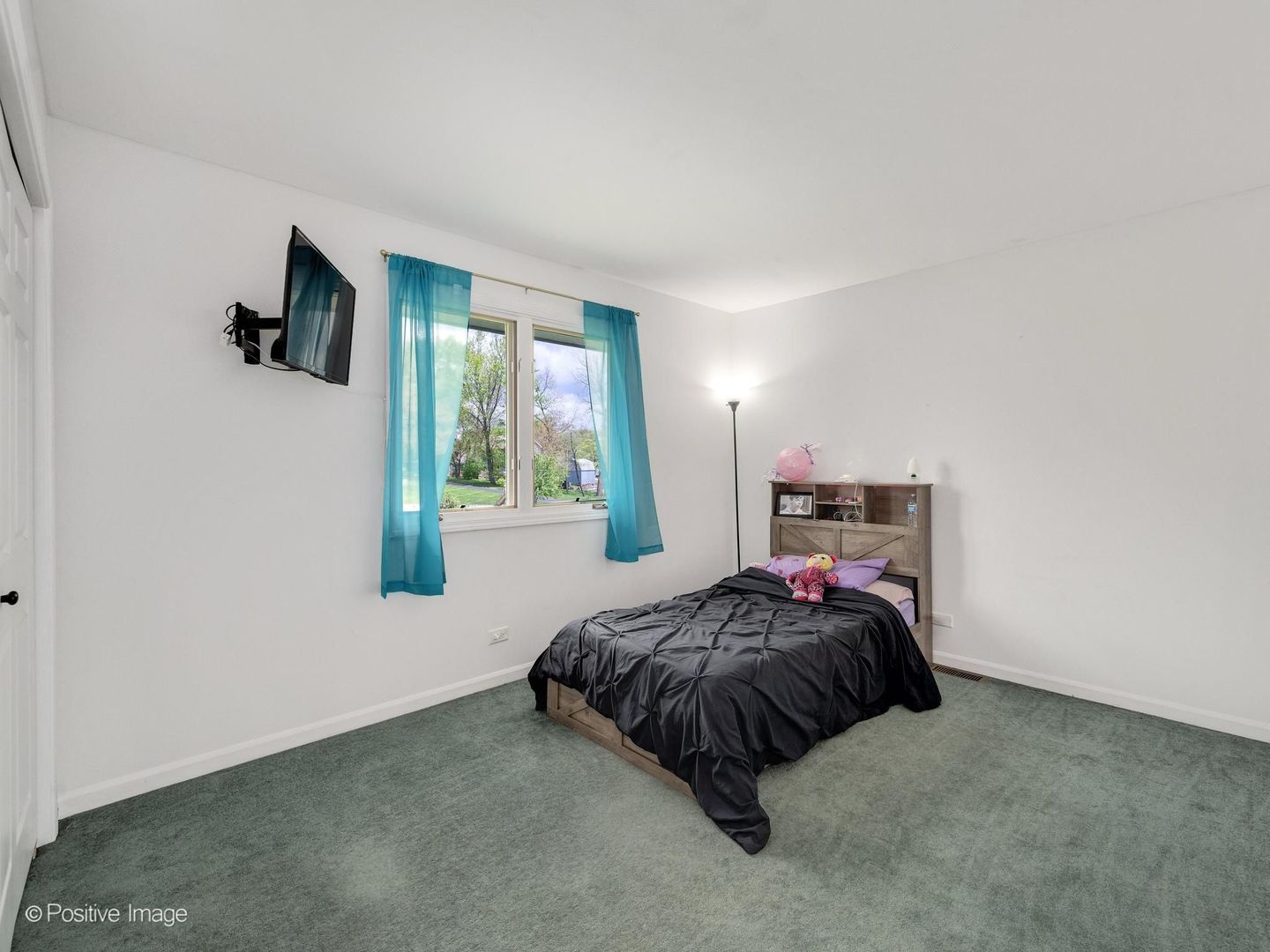 0N170 Sarana Avenue, West Chicago, IL 60185