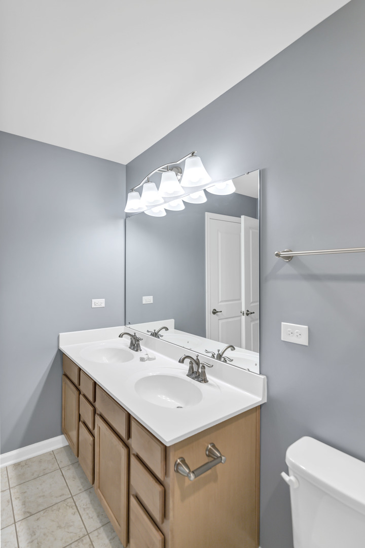 305 Cronin Boulevard, Shorewood, IL 60404