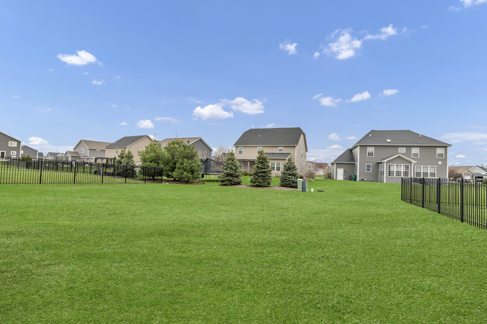 305 Cronin Boulevard, Shorewood, IL 60404