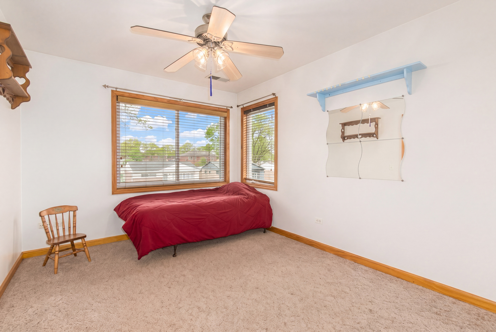 8233 N Octavia Avenue, Niles, IL 60714