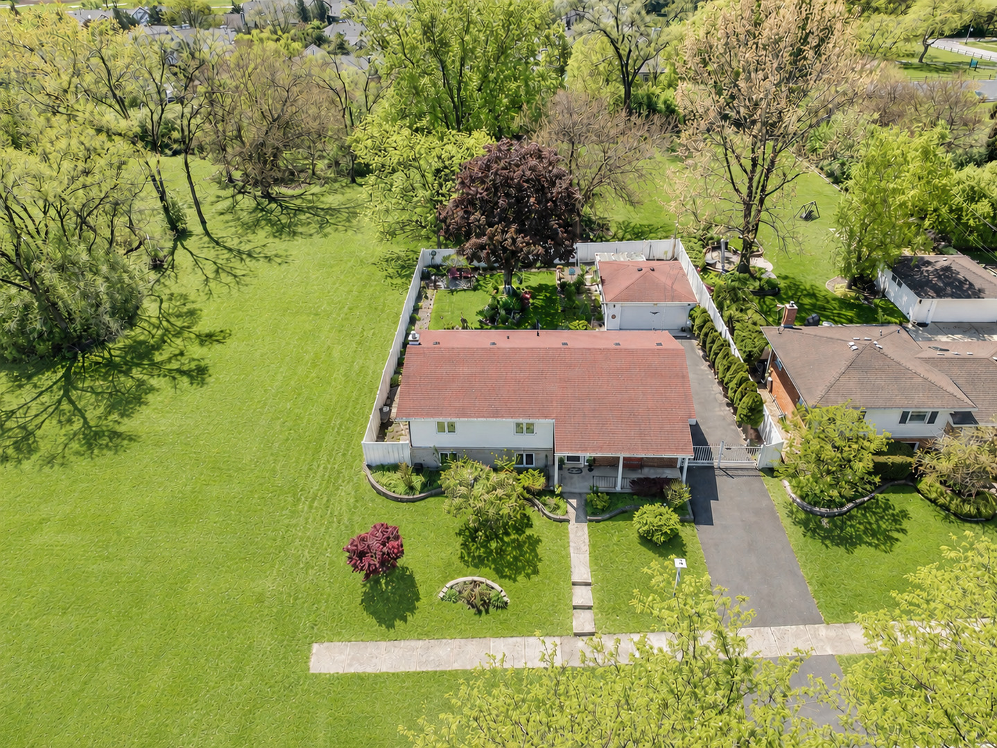 506 Forest Preserve Drive, Wood Dale, IL 60191