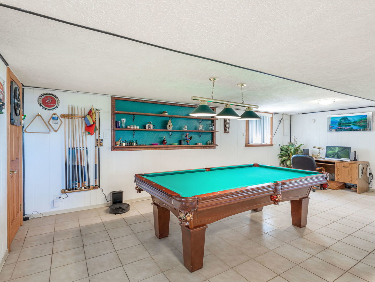 506 Forest Preserve Drive, Wood Dale, IL 60191