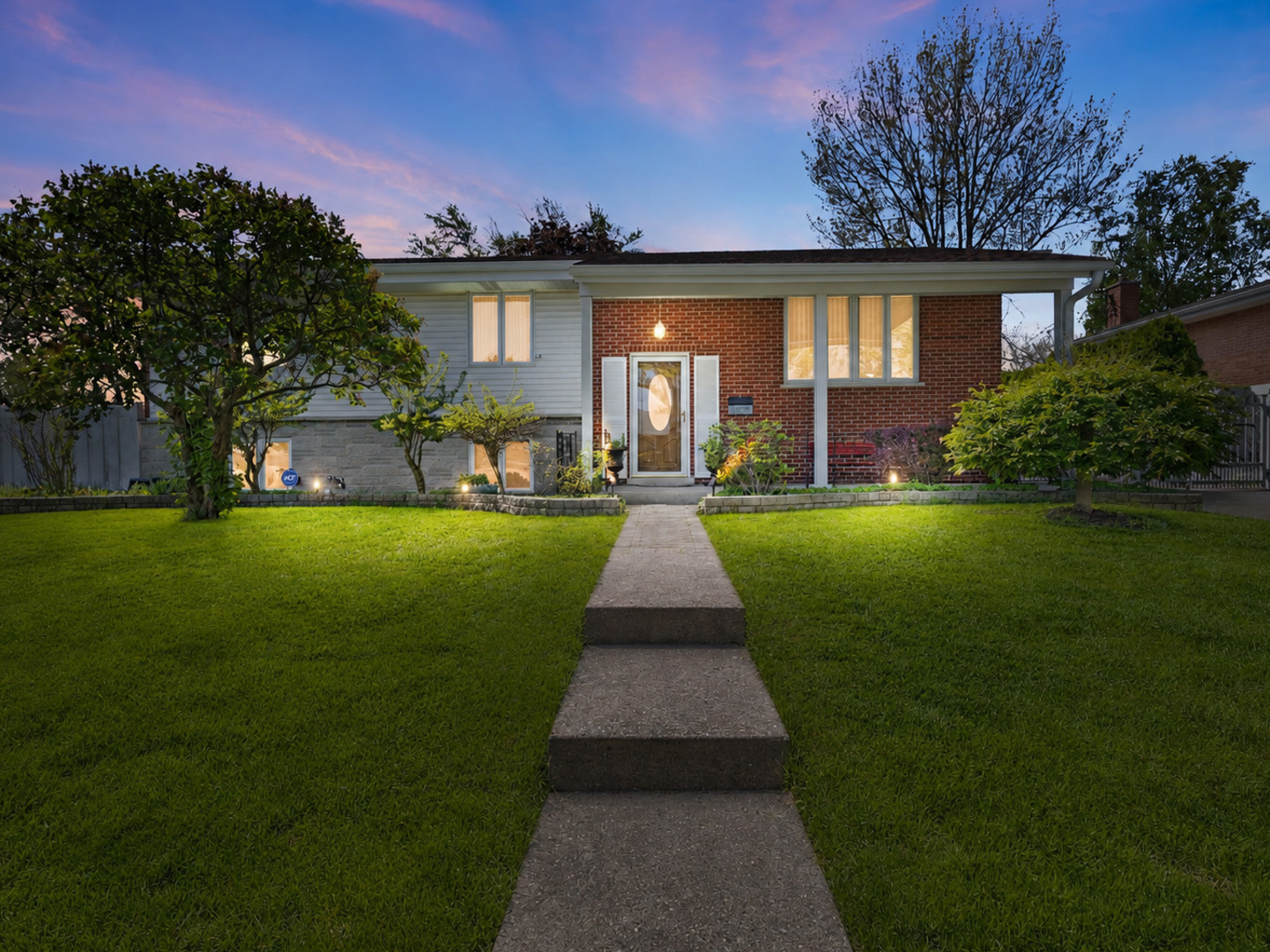 506 Forest Preserve Drive, Wood Dale, IL 60191