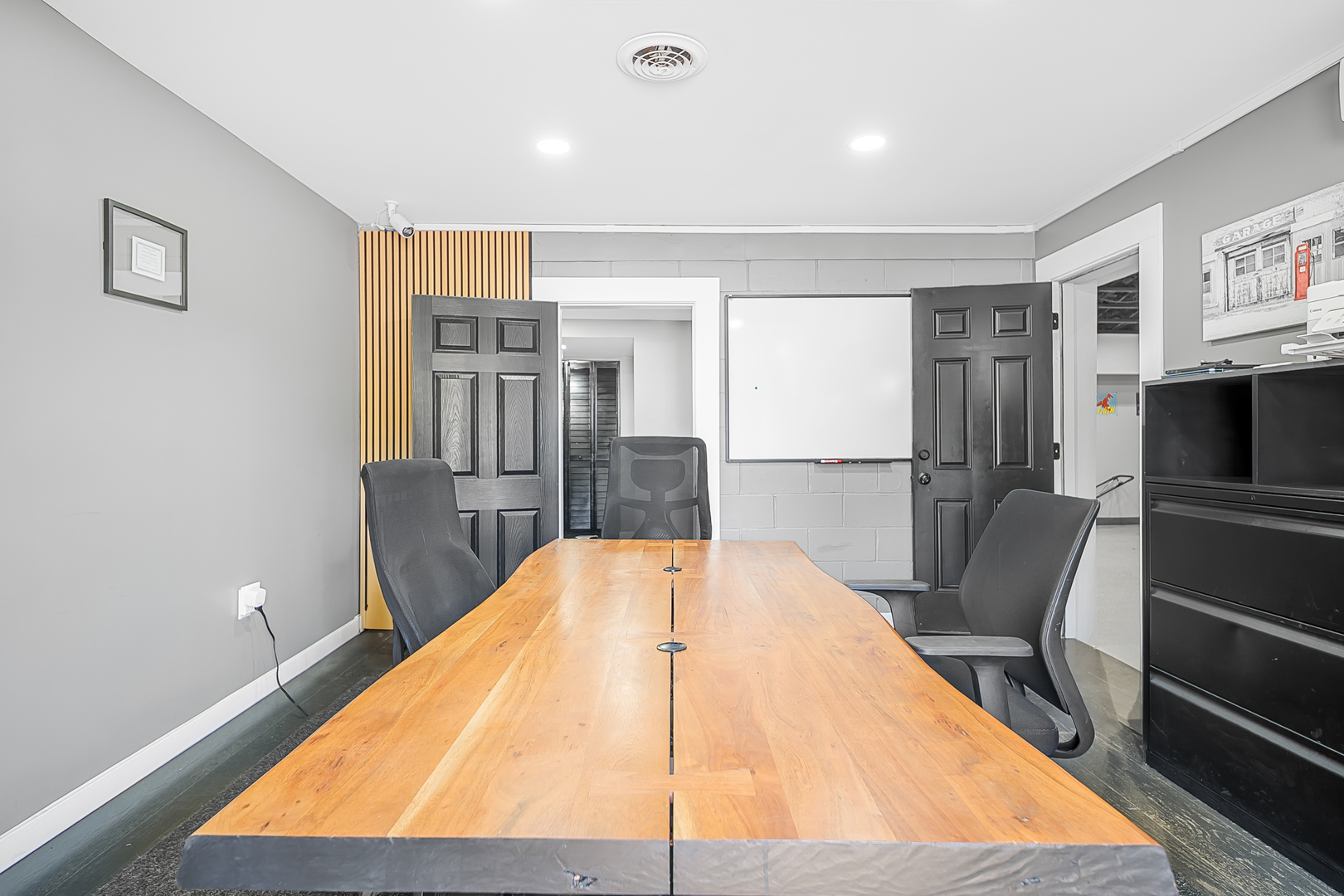 210 Moen Avenue, Rockdale, IL 60436