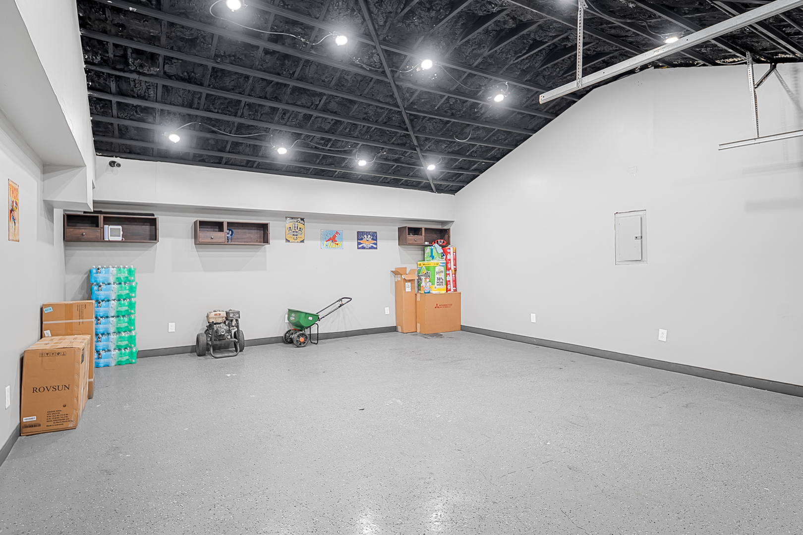 210 Moen Avenue, Rockdale, IL 60436