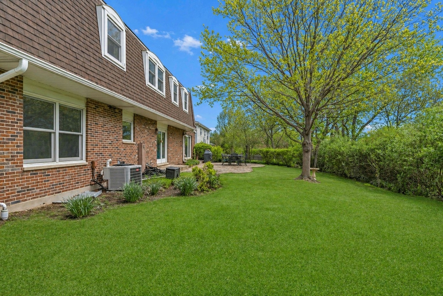 1145 Hunting Drive, Palatine, IL 60067