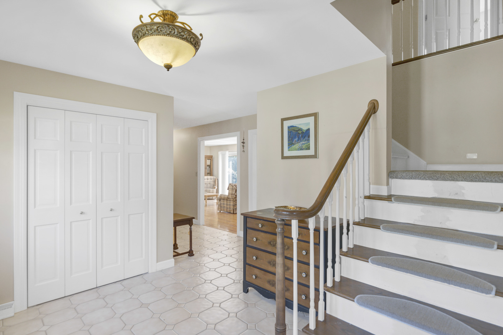 1145 Hunting Drive, Palatine, IL 60067