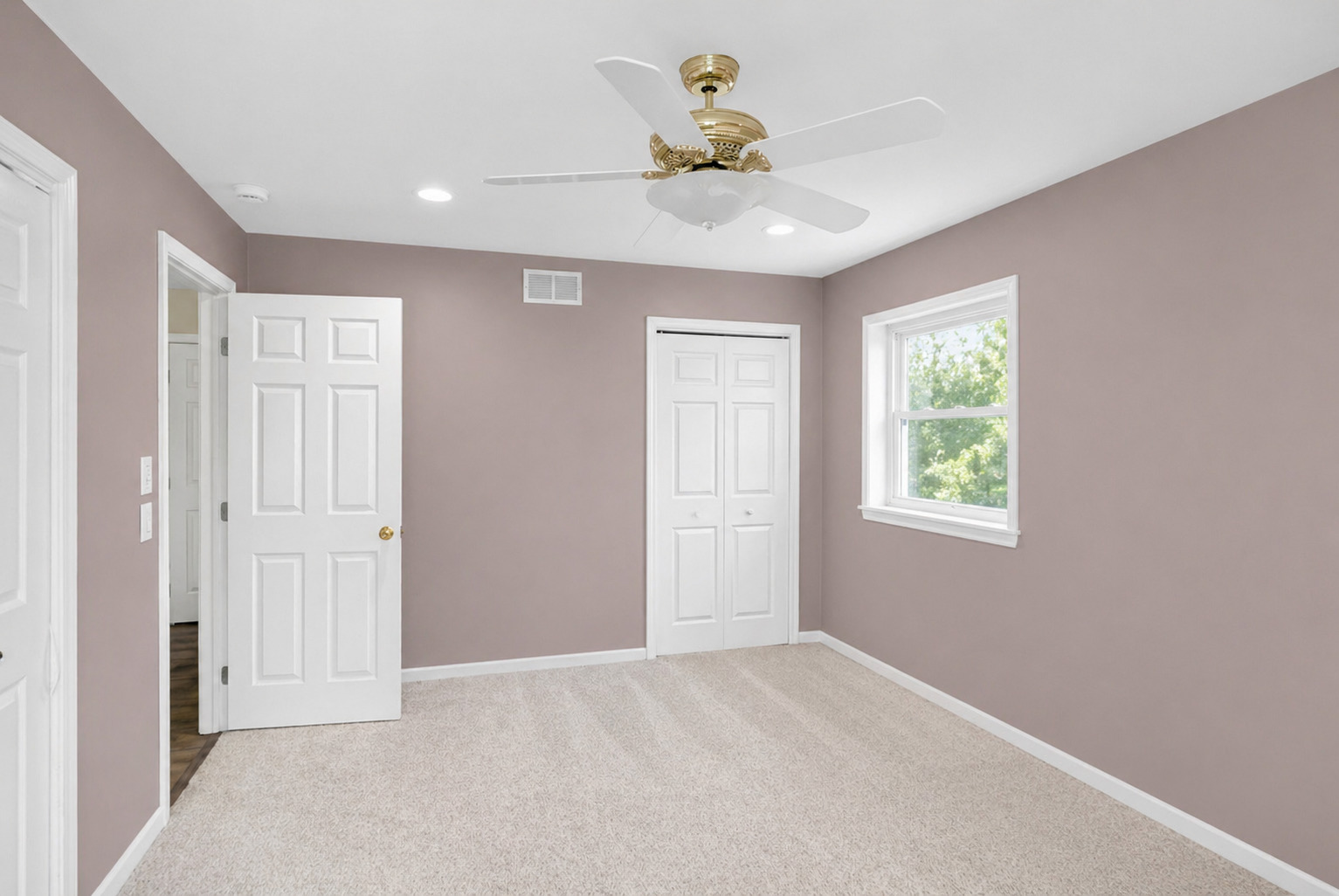 1145 Hunting Drive, Palatine, IL 60067