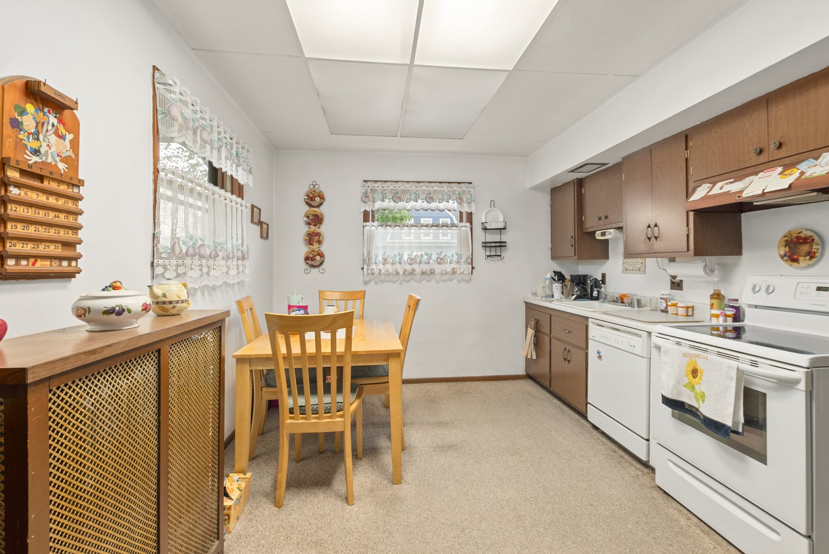 10700 S Avenue G, Chicago, IL 60617