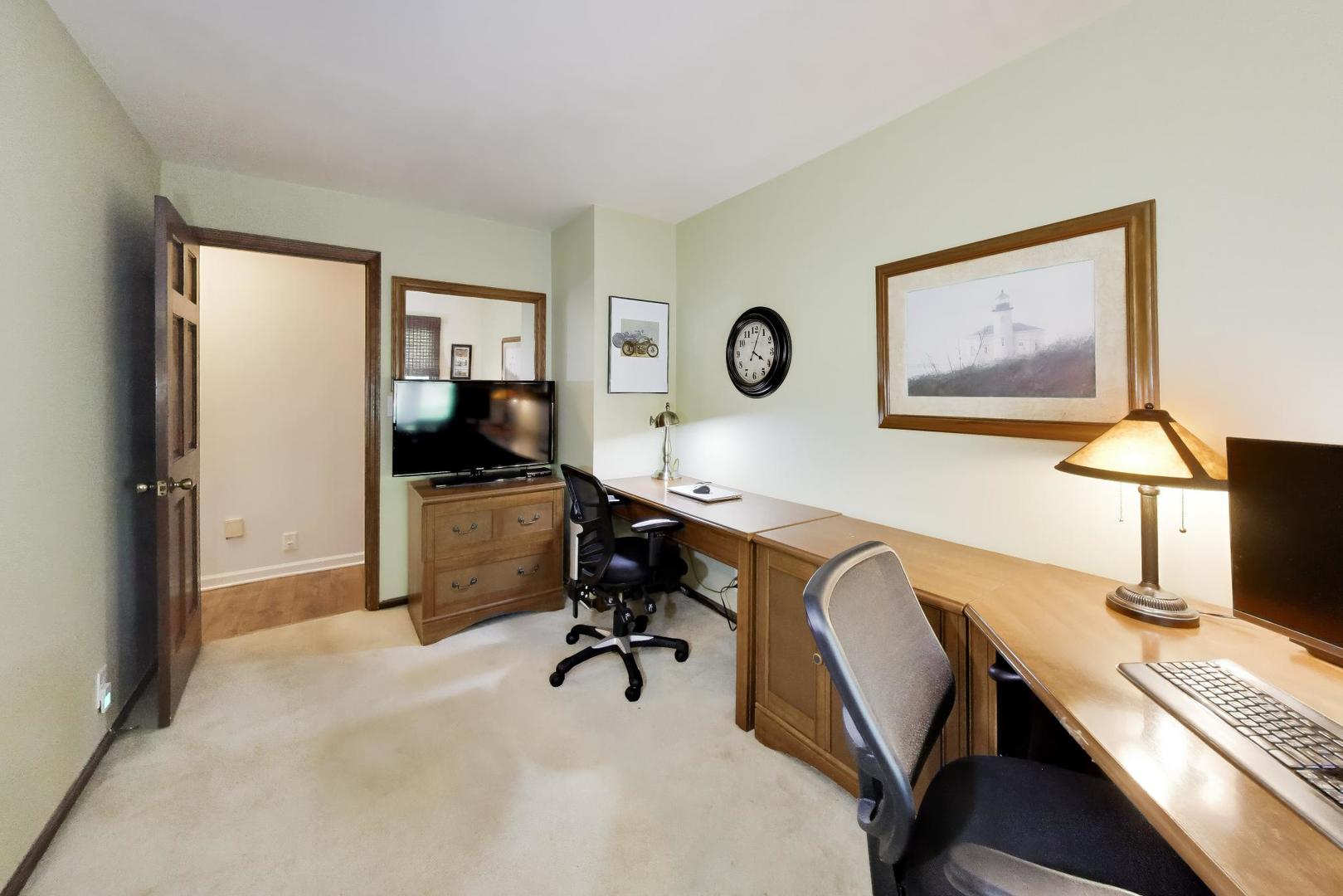 43w770 Fescue Court, St. Charles, IL 60175
