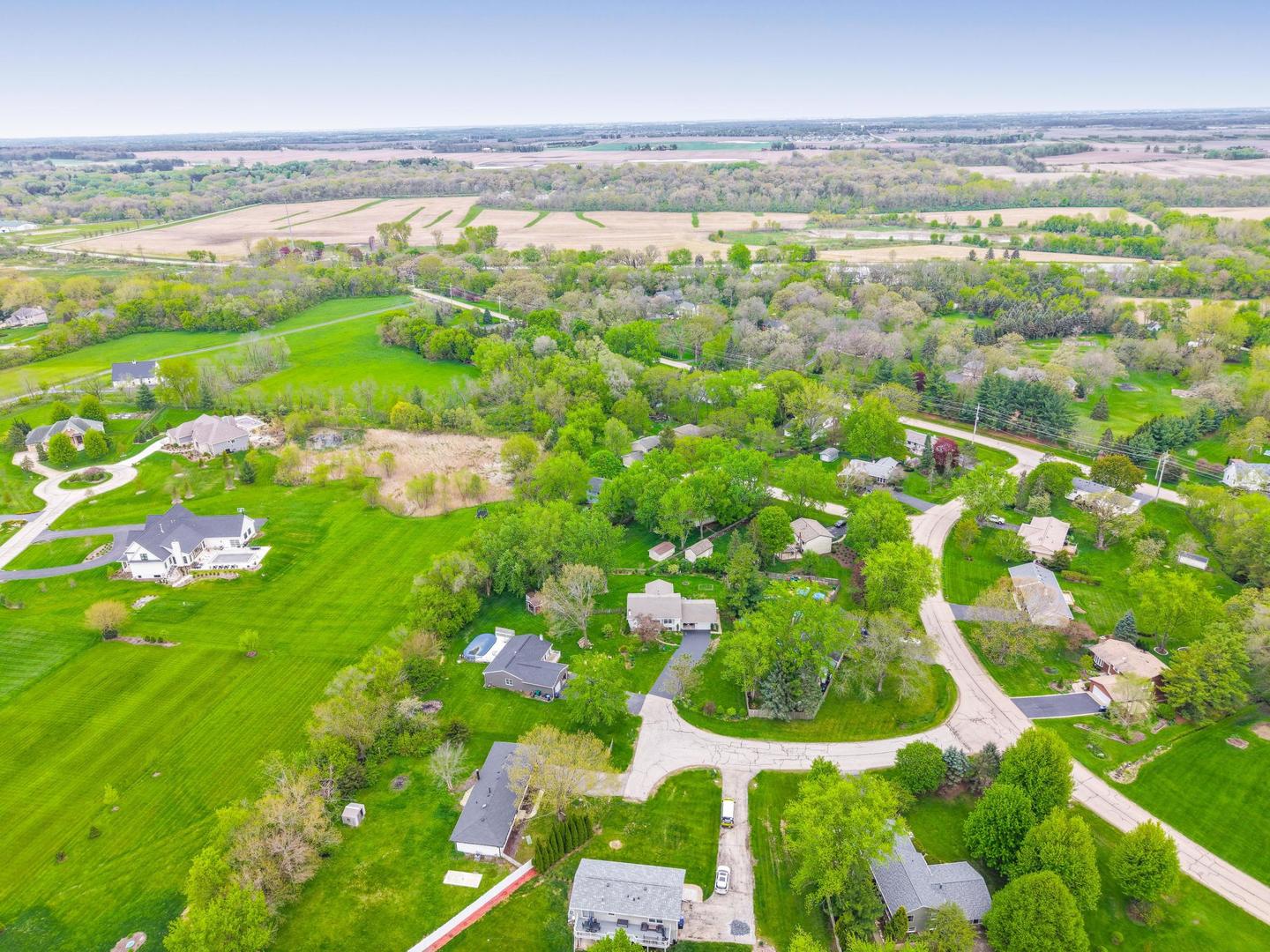 43w770 Fescue Court, St. Charles, IL 60175