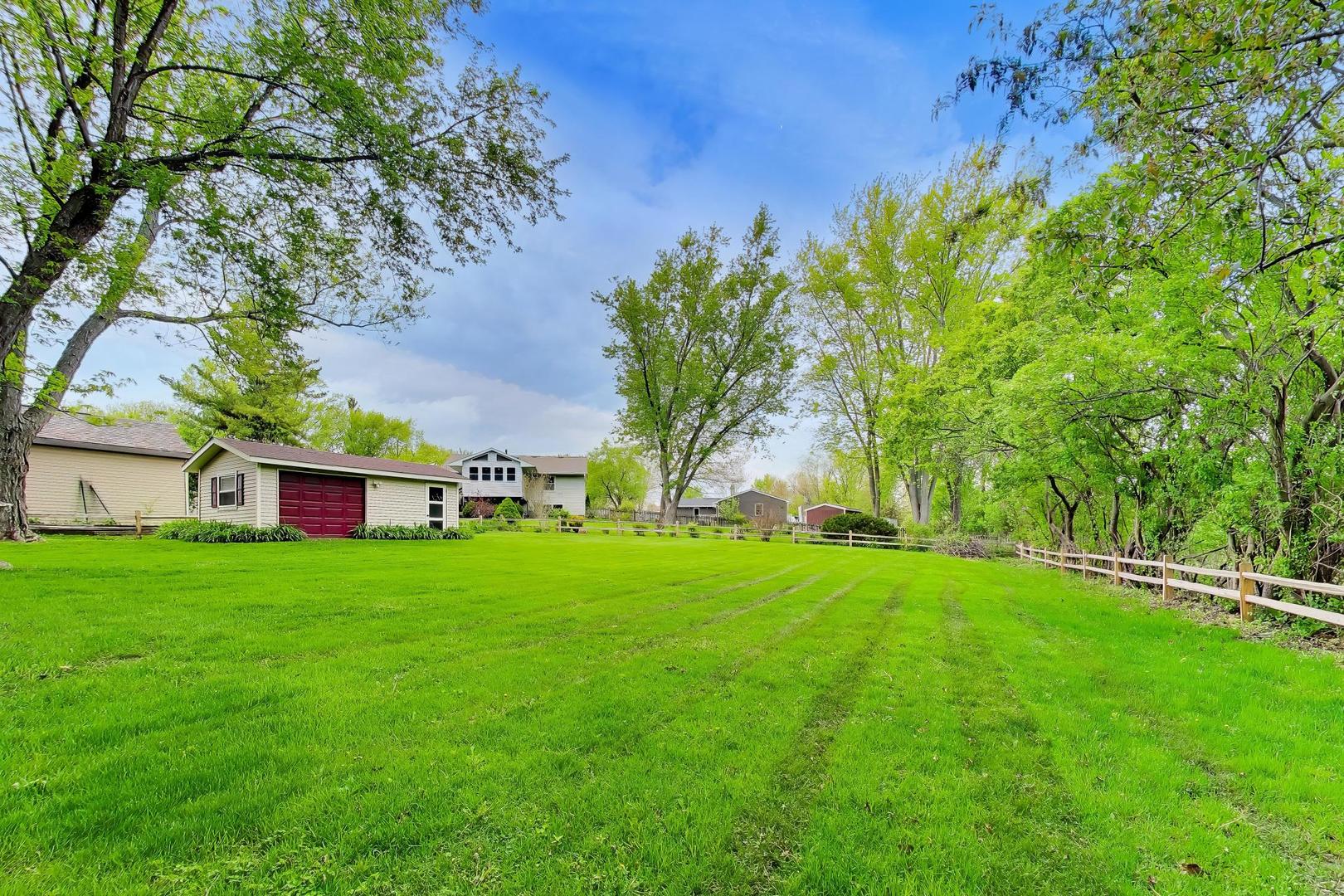 43w770 Fescue Court, St. Charles, IL 60175