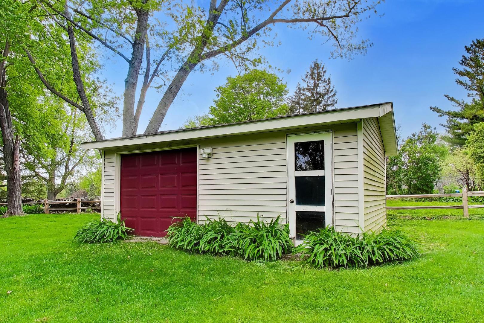 43w770 Fescue Court, St. Charles, IL 60175