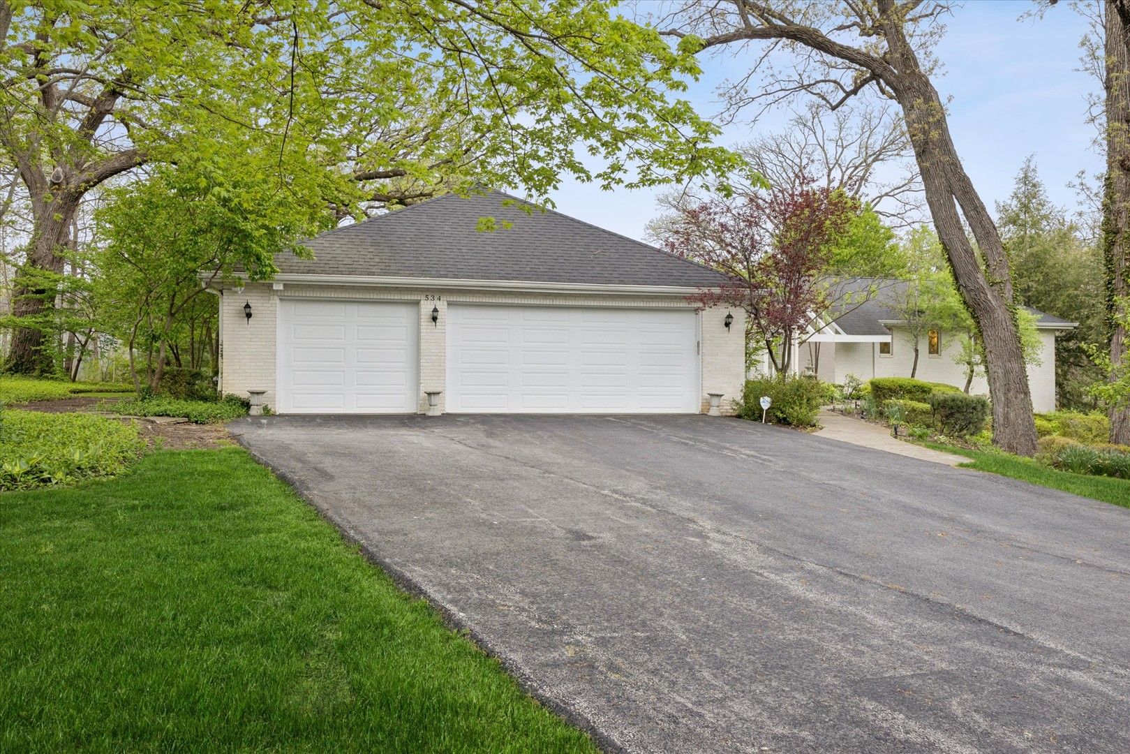 534 Plymouth Court, Frankfort, IL 60423