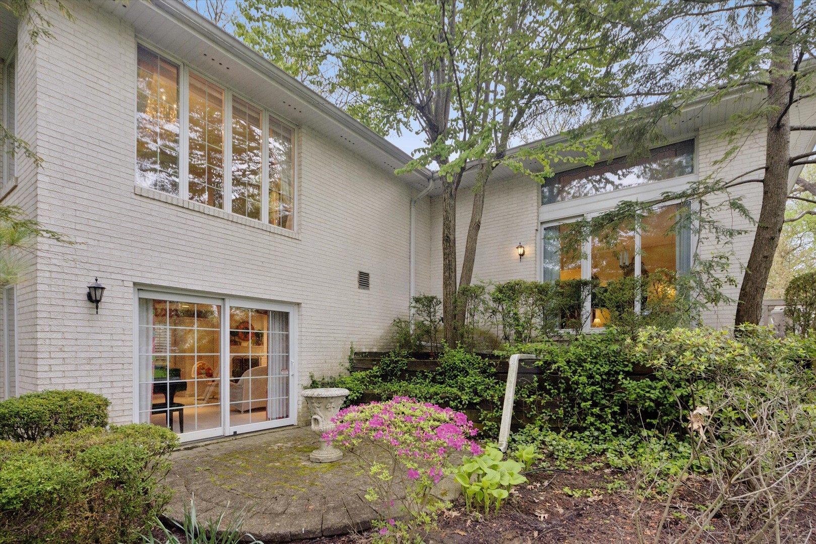 534 Plymouth Court, Frankfort, IL 60423