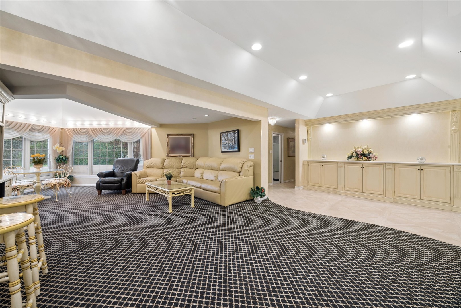 534 Plymouth Court, Frankfort, IL 60423