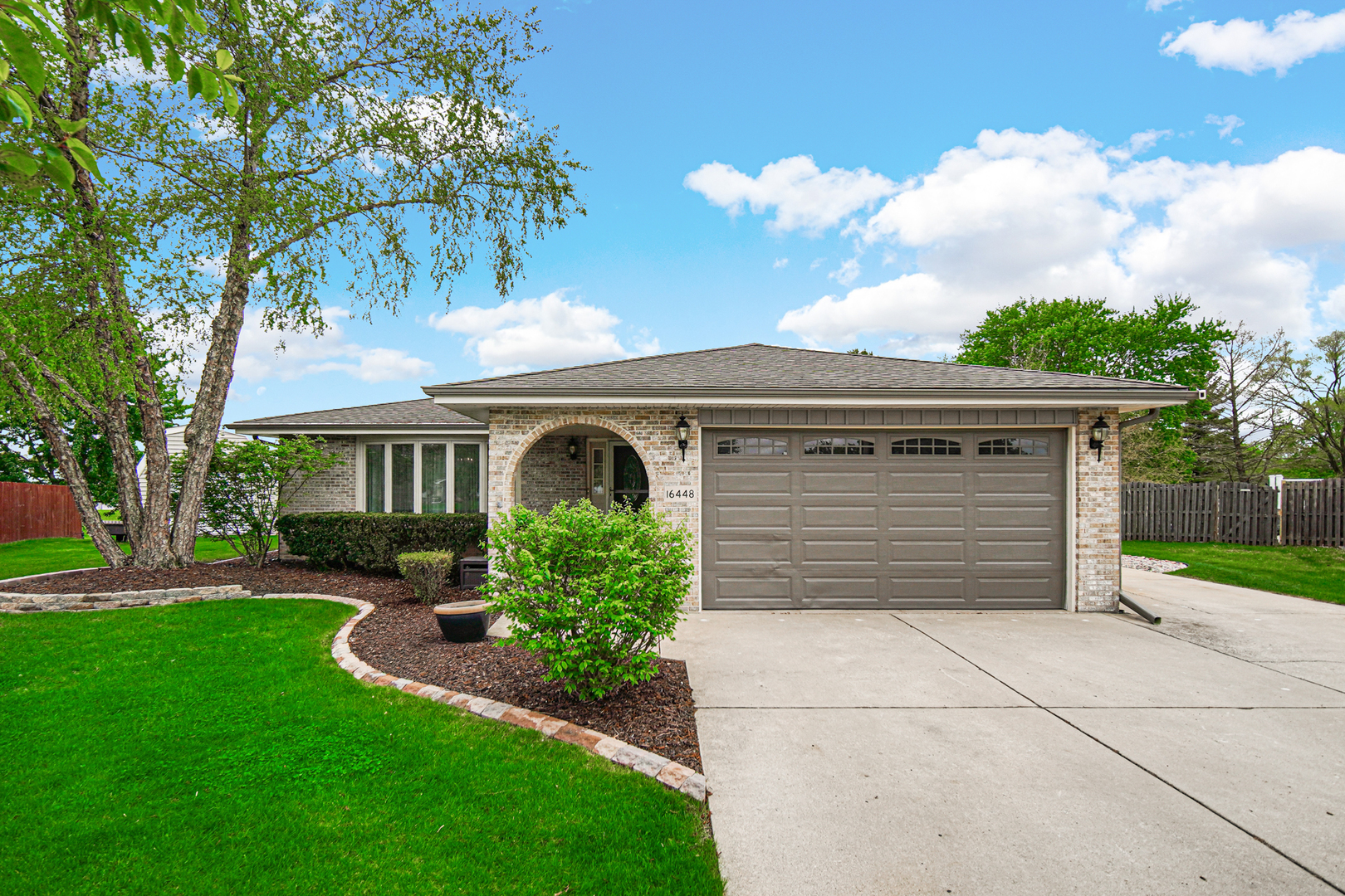 16448 S Rowley Lane, Lockport, IL 60441