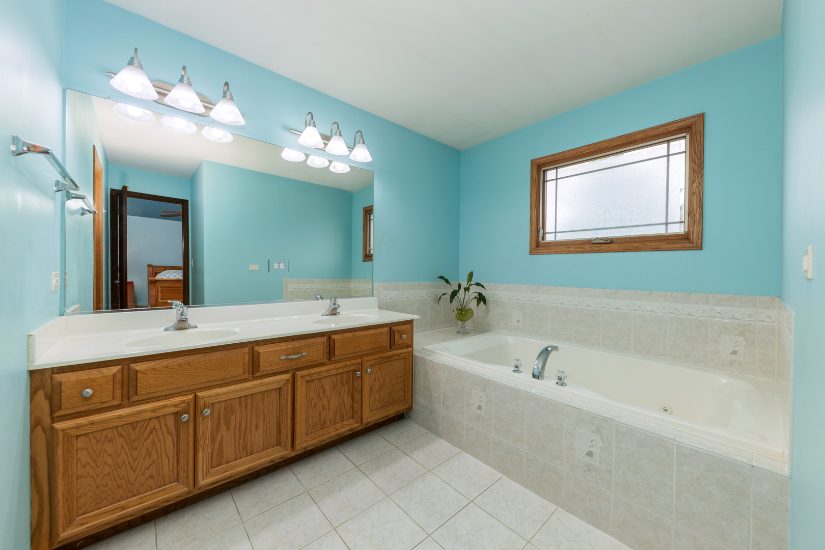 1340 WITHAM Lane, Woodridge, IL 60517