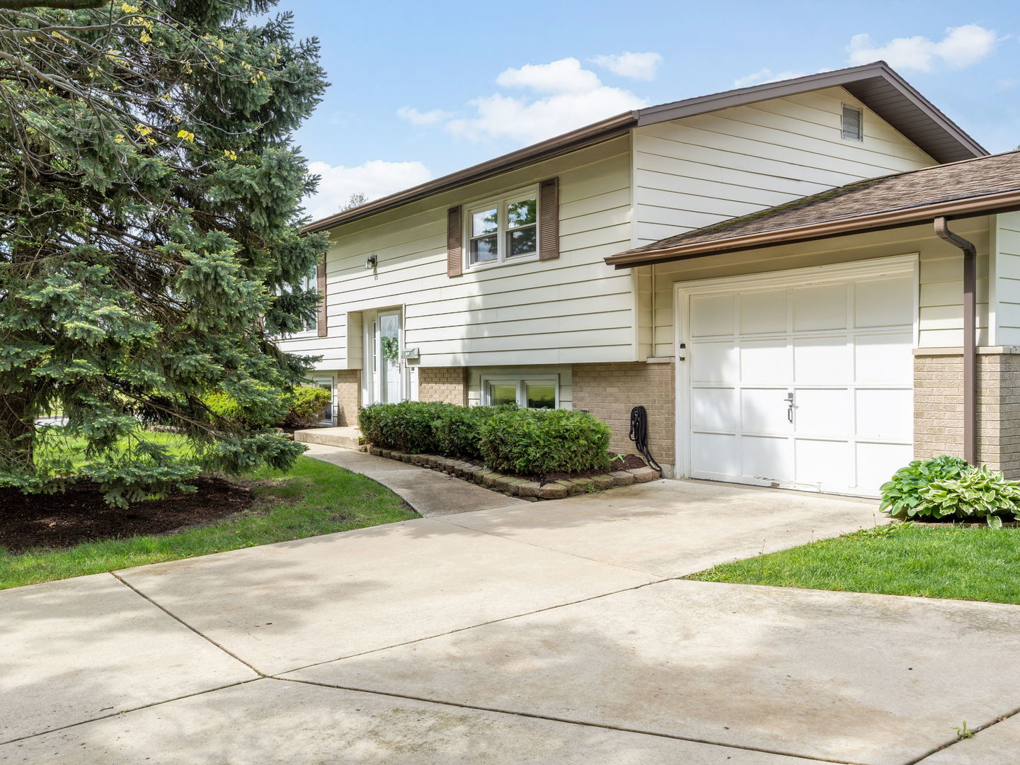 Downers Grove, IL 60516