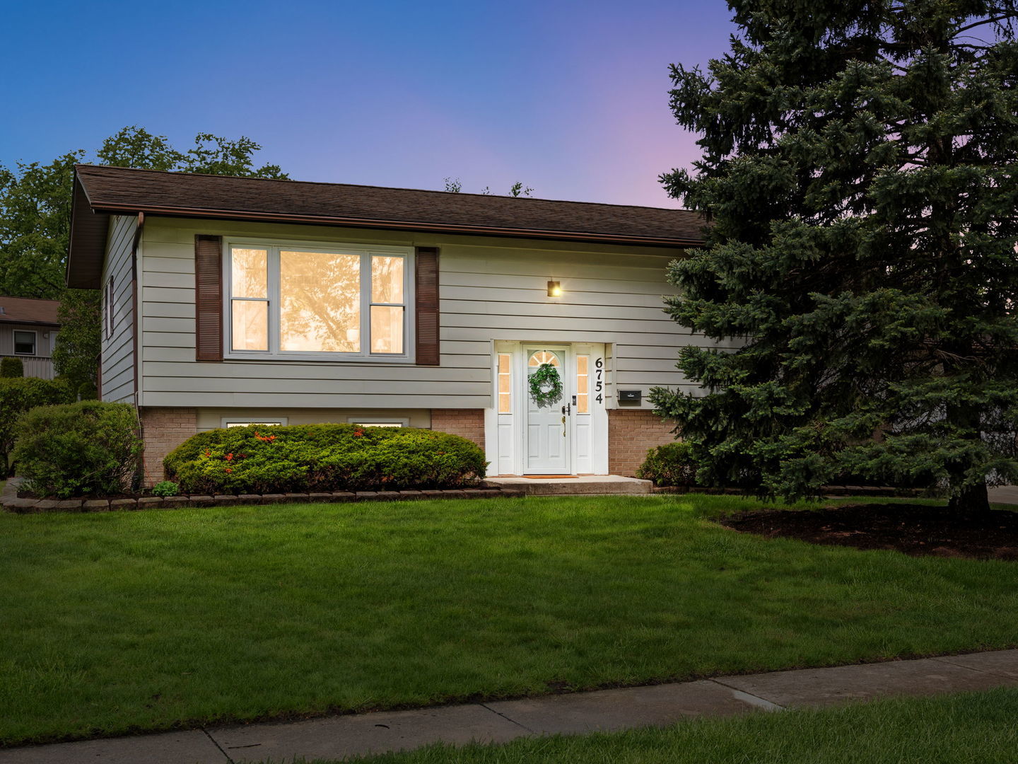 Downers Grove, IL 60516